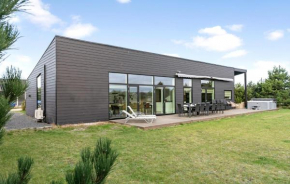 Lovely Home In Væggerløse With Sauna Bogø By